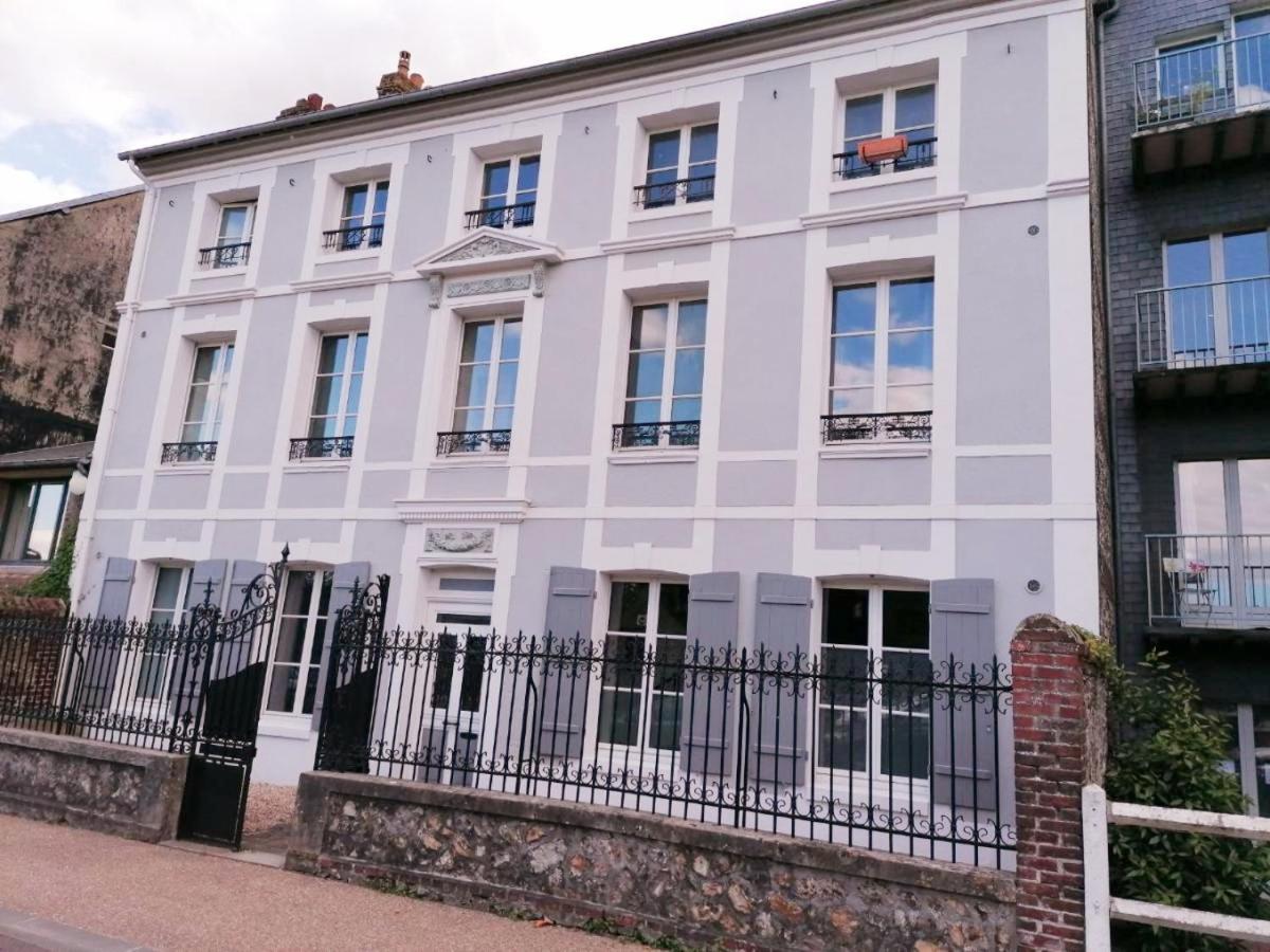 Le 2 Pieces Avec Parking Prive Honfleur Exterior foto